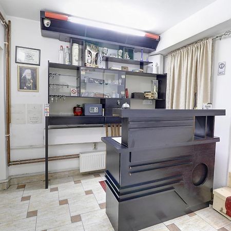 Hotel Perla Ldm Leskovac เลสโควัซ ภายนอก รูปภาพ