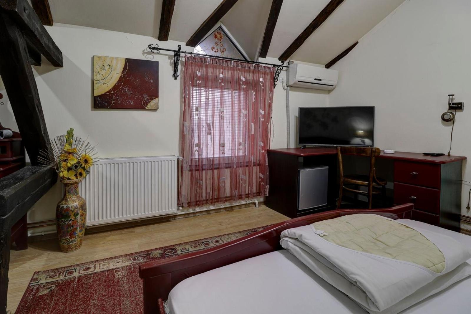 Hotel Perla Ldm Leskovac เลสโควัซ ภายนอก รูปภาพ