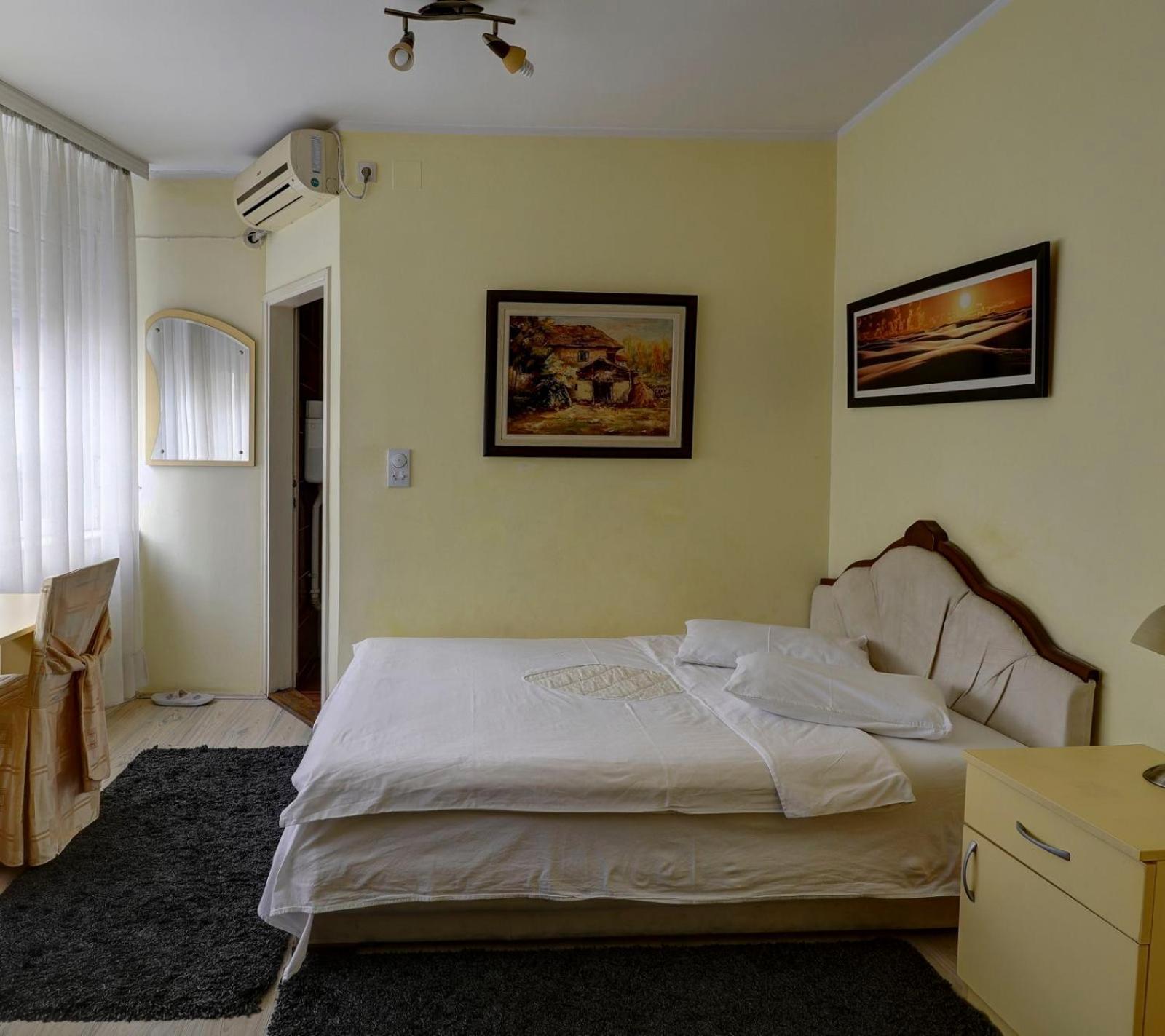 Hotel Perla Ldm Leskovac เลสโควัซ ภายนอก รูปภาพ