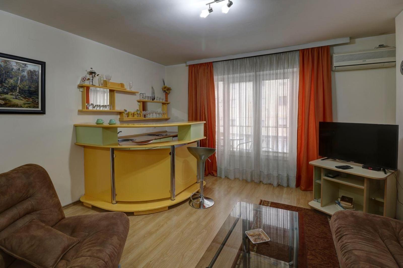 Hotel Perla Ldm Leskovac เลสโควัซ ภายนอก รูปภาพ