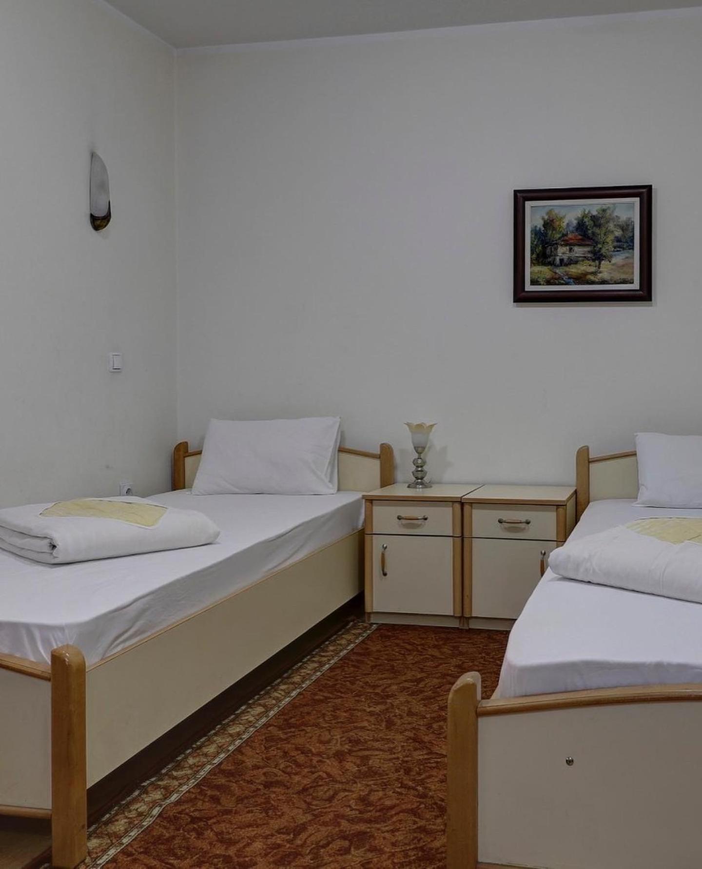 Hotel Perla Ldm Leskovac เลสโควัซ ภายนอก รูปภาพ