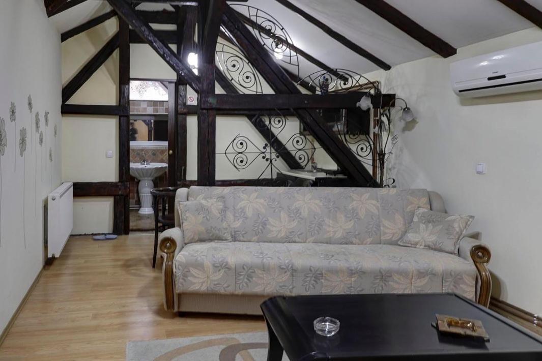 Hotel Perla Ldm Leskovac เลสโควัซ ภายนอก รูปภาพ