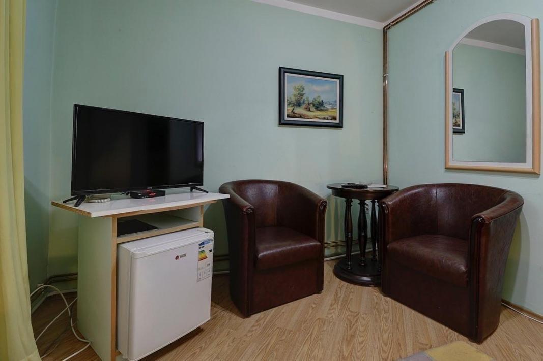 Hotel Perla Ldm Leskovac เลสโควัซ ภายนอก รูปภาพ